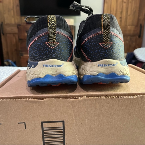 New Balance Blue and Black Athletic Shoes - Picture 3 of 12